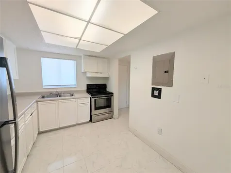 4129 Lake Bayshore Drive Bradenton FL 34205
