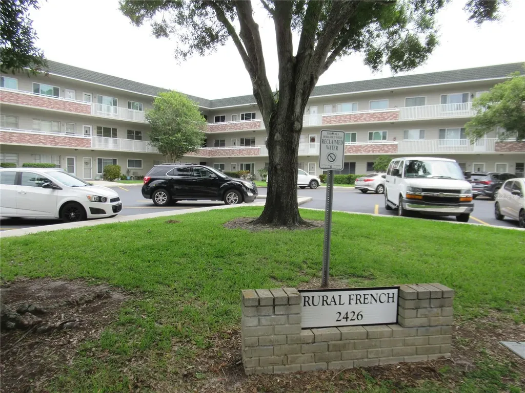 2426 Persian Drive Clearwater FL 33763