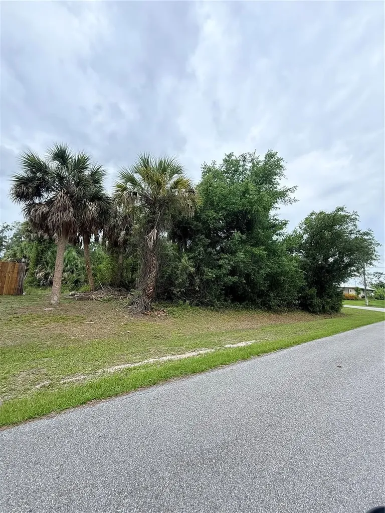 12192 Chamberlain Boulevard Port Charlotte FL 33953