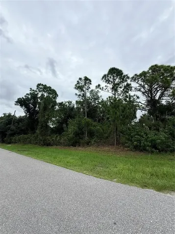 12192 Chamberlain Boulevard Port Charlotte FL 33953