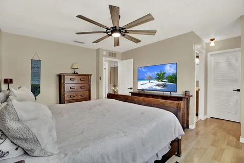 7363 Rosetree Place E Seminole FL 33772