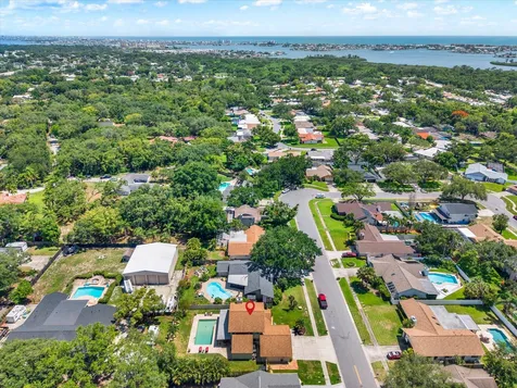 7363 Rosetree Place E Seminole FL 33772