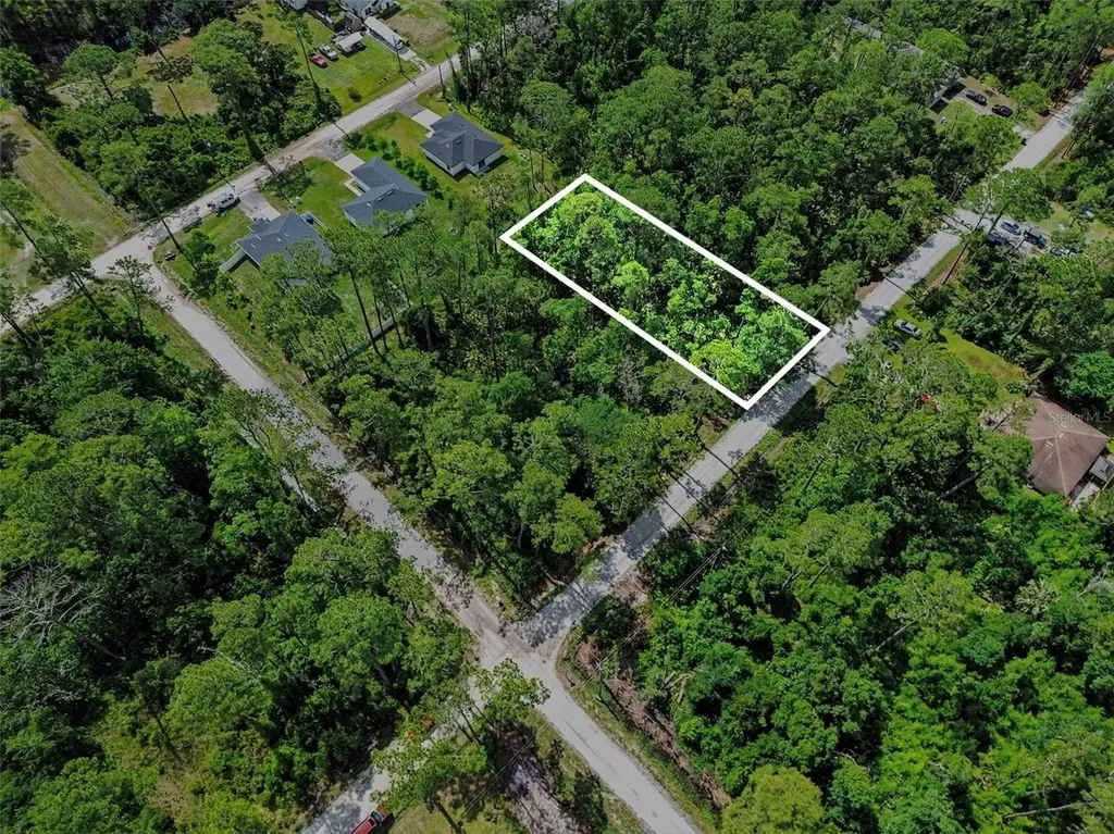 1465 East Parkway Deland FL 32724