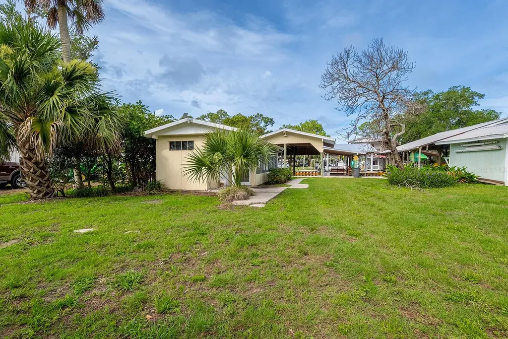192 SE 241st Street Suwannee FL 32692