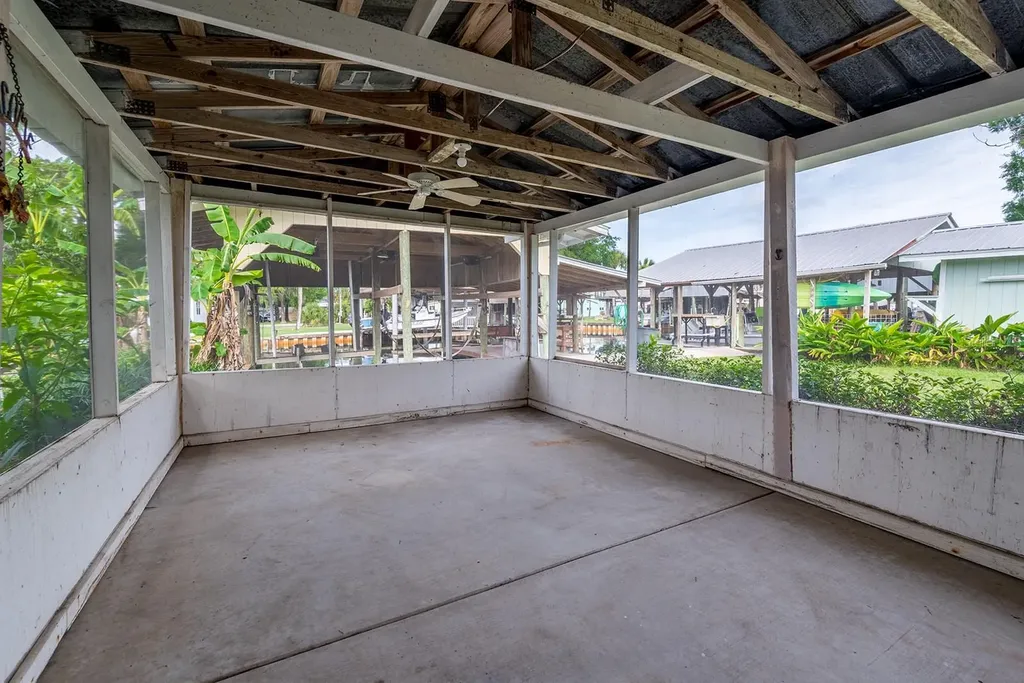 192 SE 241st Street Suwannee FL 32692