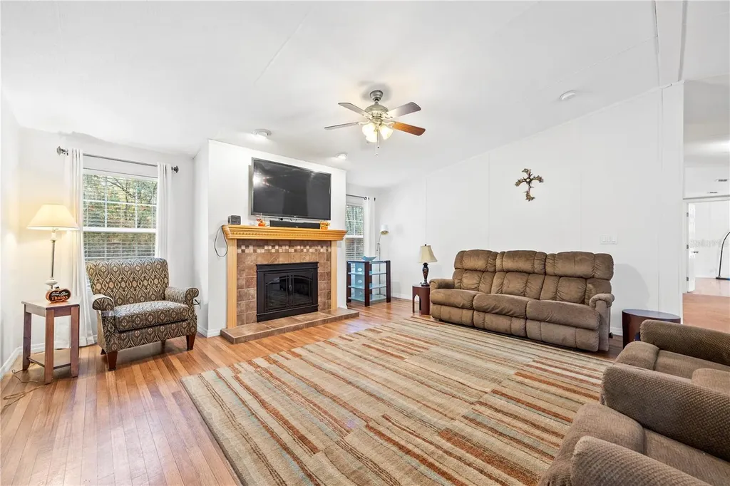 1366 SW Central Terrace Fort White FL 32038