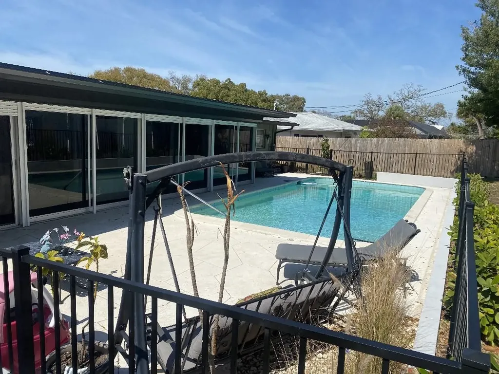 307 Orangewood Lane Largo FL 33770