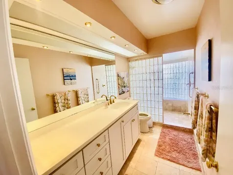 307 Orangewood Lane Largo FL 33770