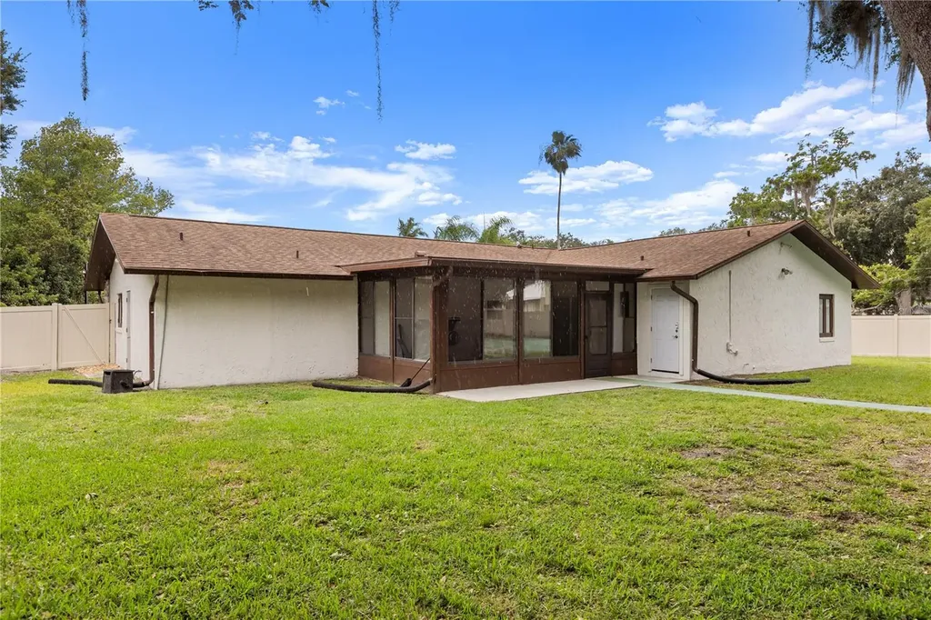 1577 Starfish Street Kissimmee FL 34744