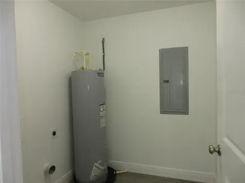 5925 SE 170th Court Ocklawaha FL 32179