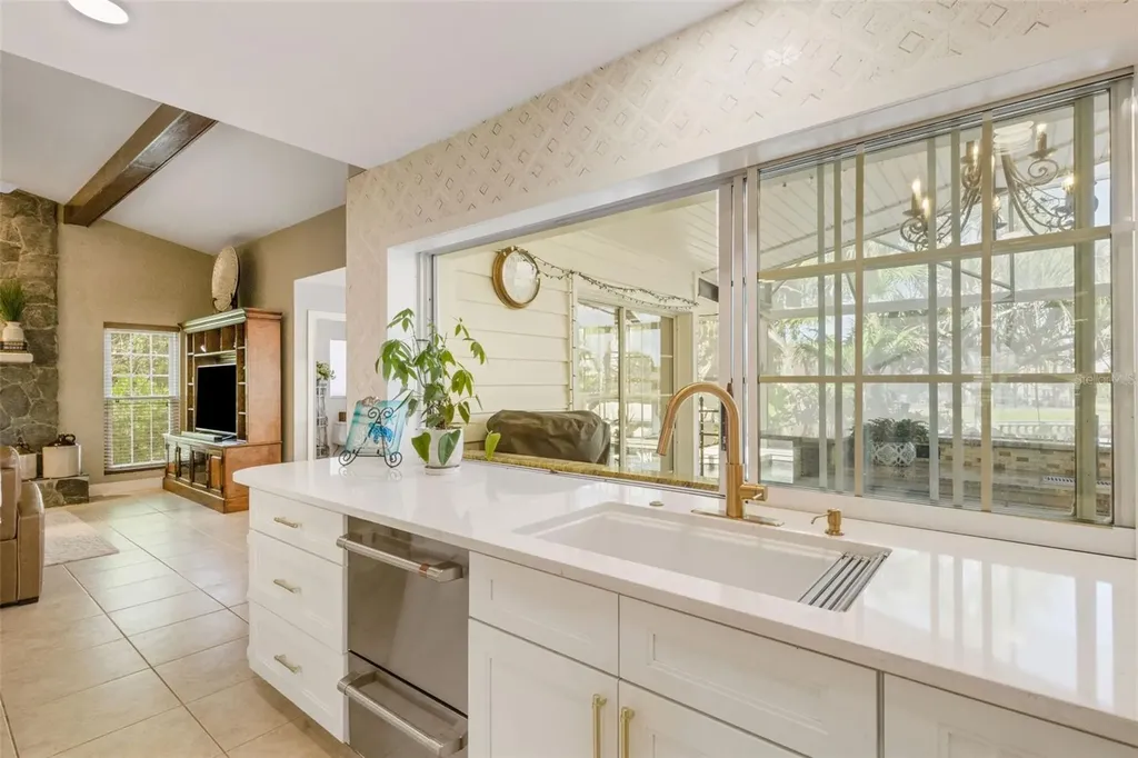 5679 Country Lakes Drive Sarasota FL 34243