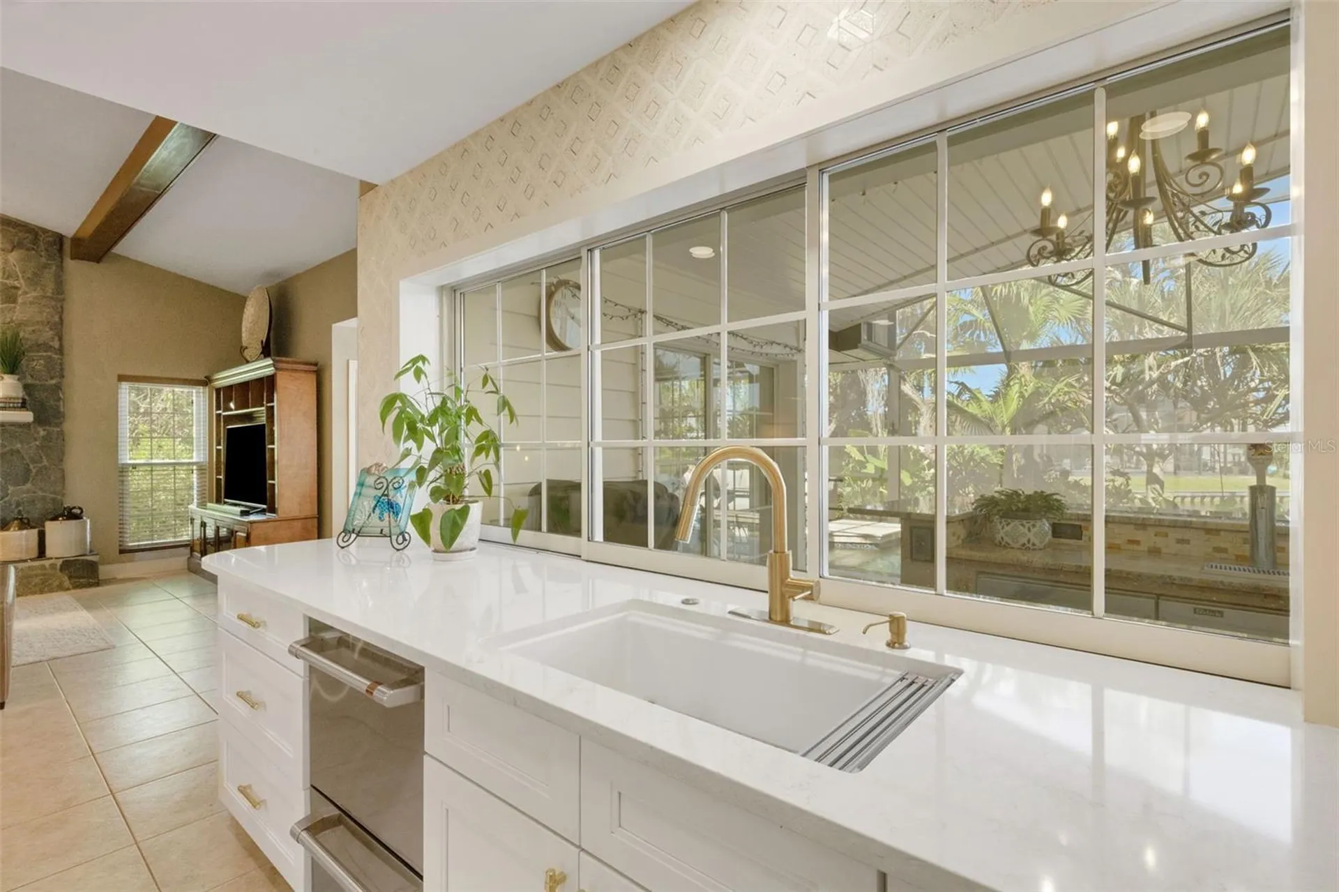 5679 Country Lakes Drive Sarasota FL 34243