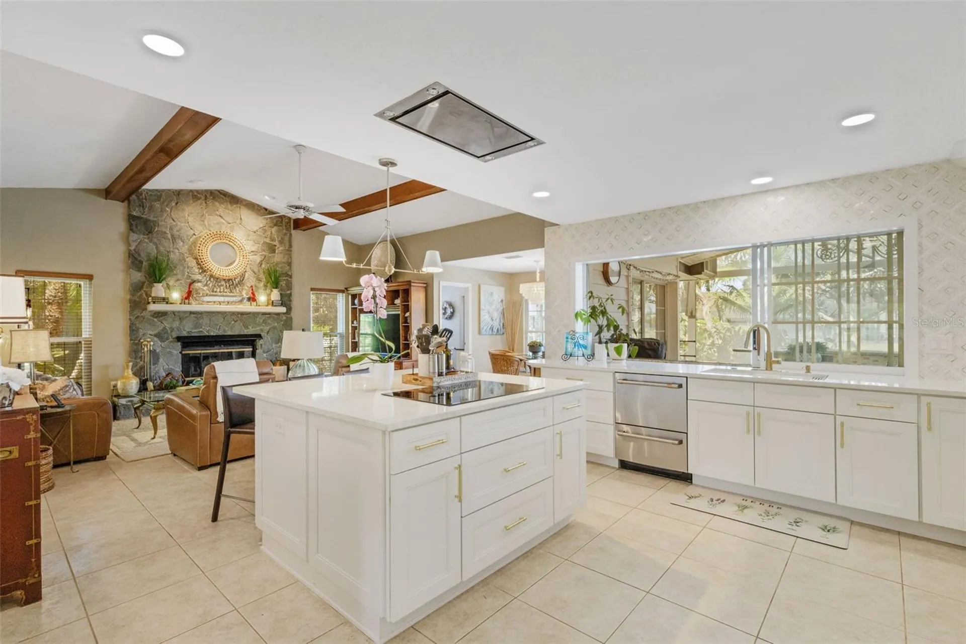5679 Country Lakes Drive Sarasota FL 34243