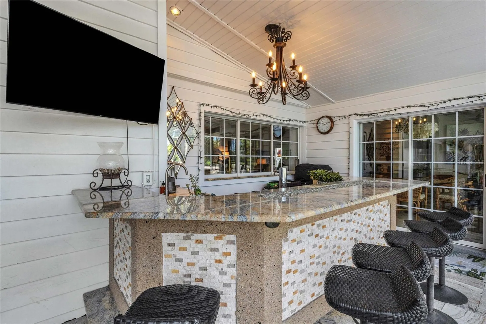 5679 Country Lakes Drive Sarasota FL 34243