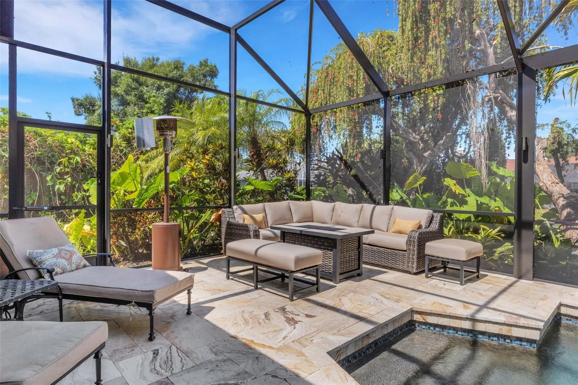 5679 Country Lakes Drive Sarasota FL 34243