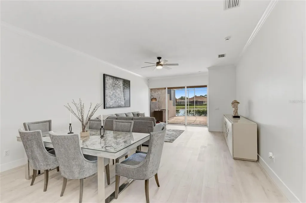 9532 Forest Hills Circle Sarasota FL 34238