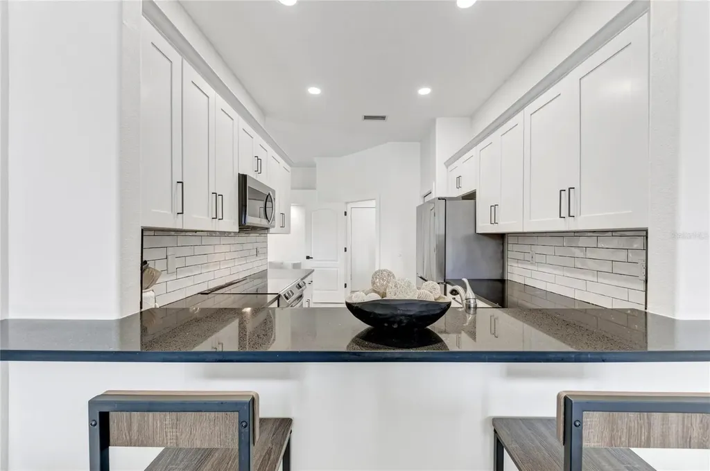 9532 Forest Hills Circle Sarasota FL 34238