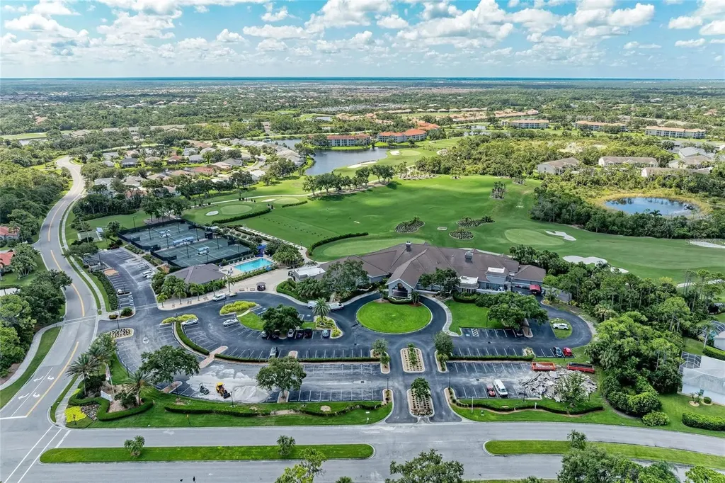 9532 Forest Hills Circle Sarasota FL 34238