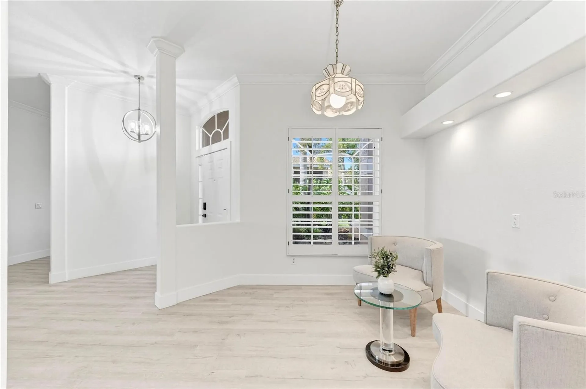 9532 Forest Hills Circle Sarasota FL 34238