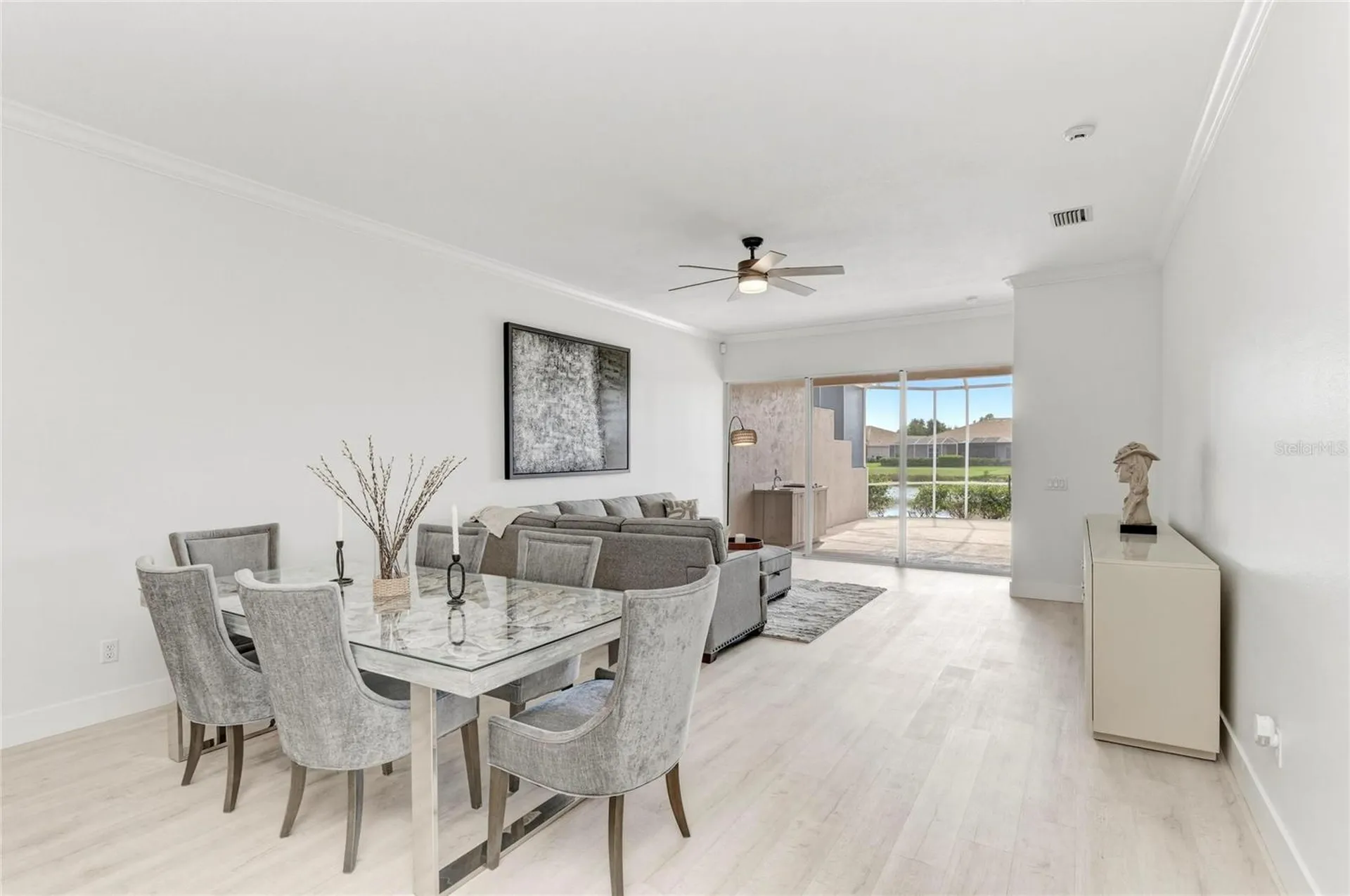 9532 Forest Hills Circle Sarasota FL 34238
