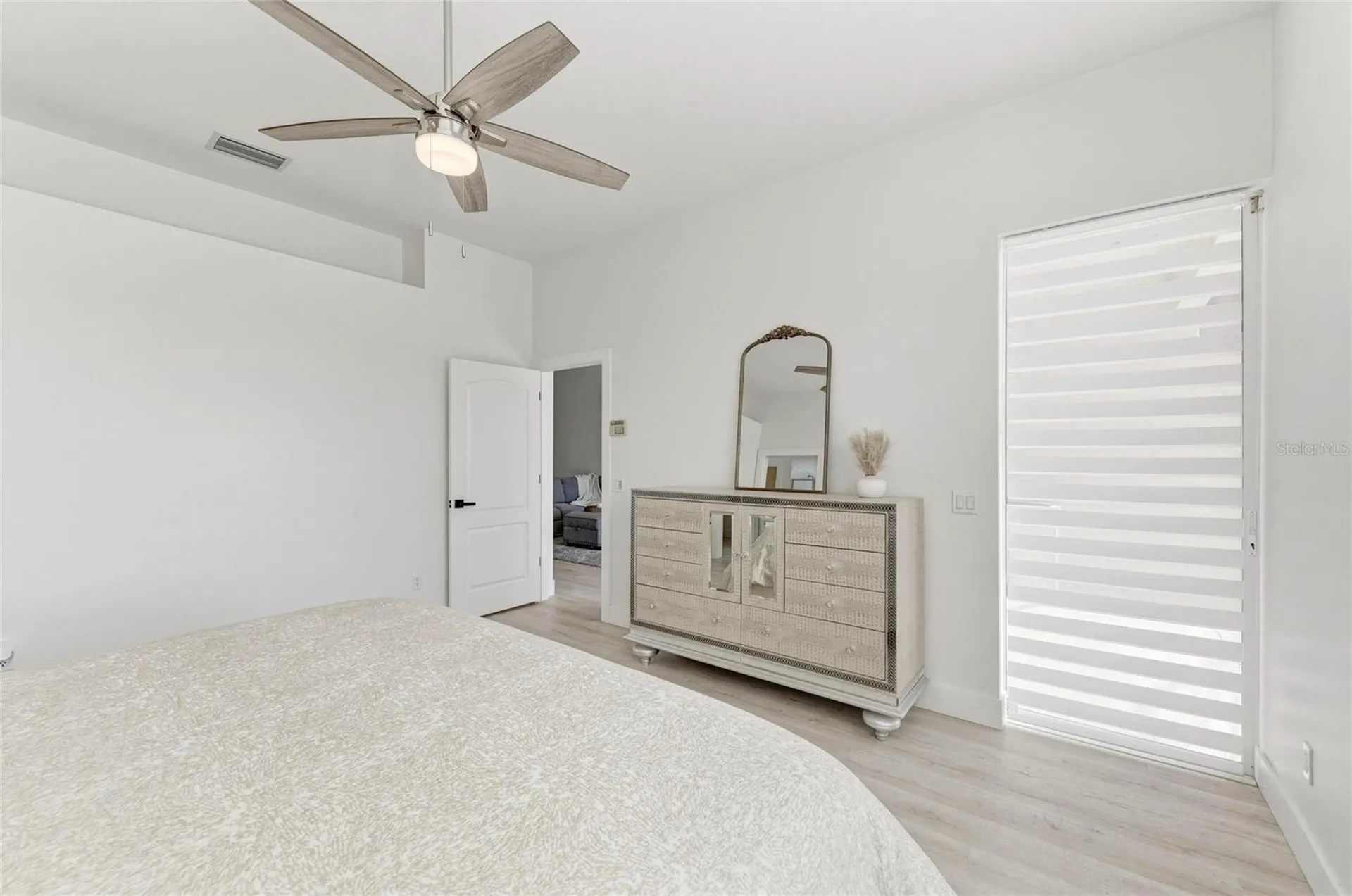 9532 Forest Hills Circle Sarasota FL 34238