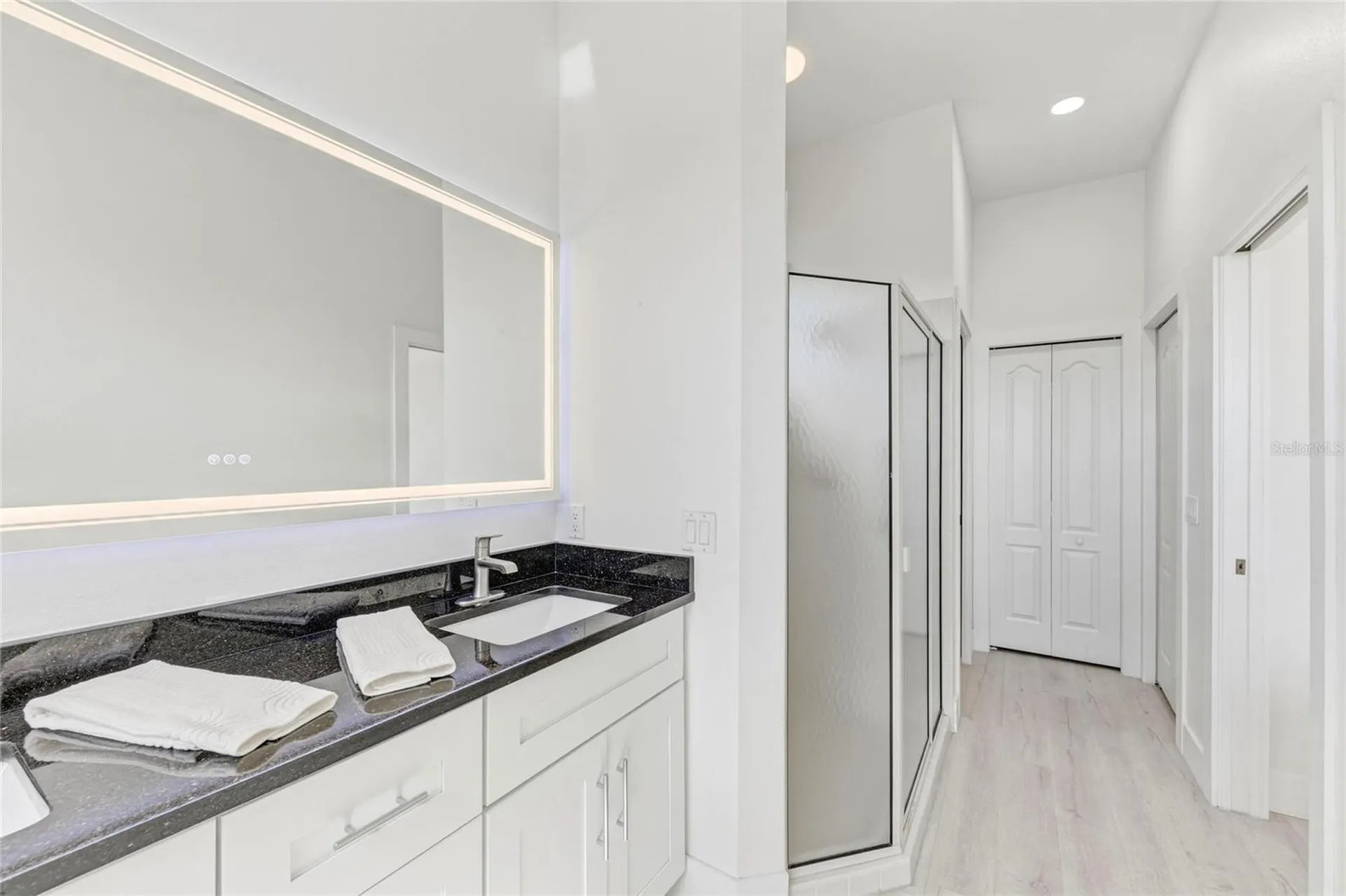 9532 Forest Hills Circle Sarasota FL 34238