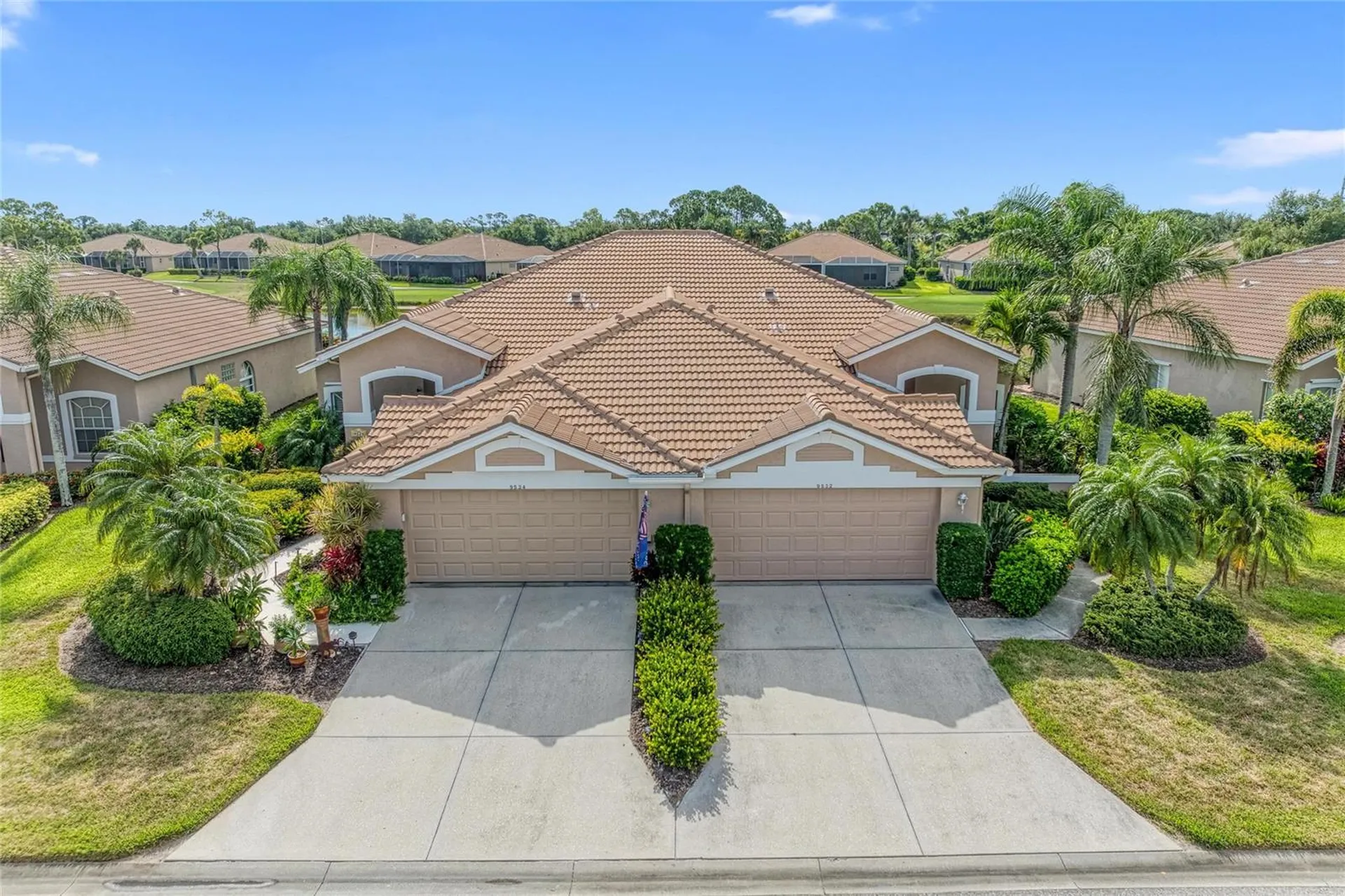 9532 Forest Hills Circle Sarasota FL 34238