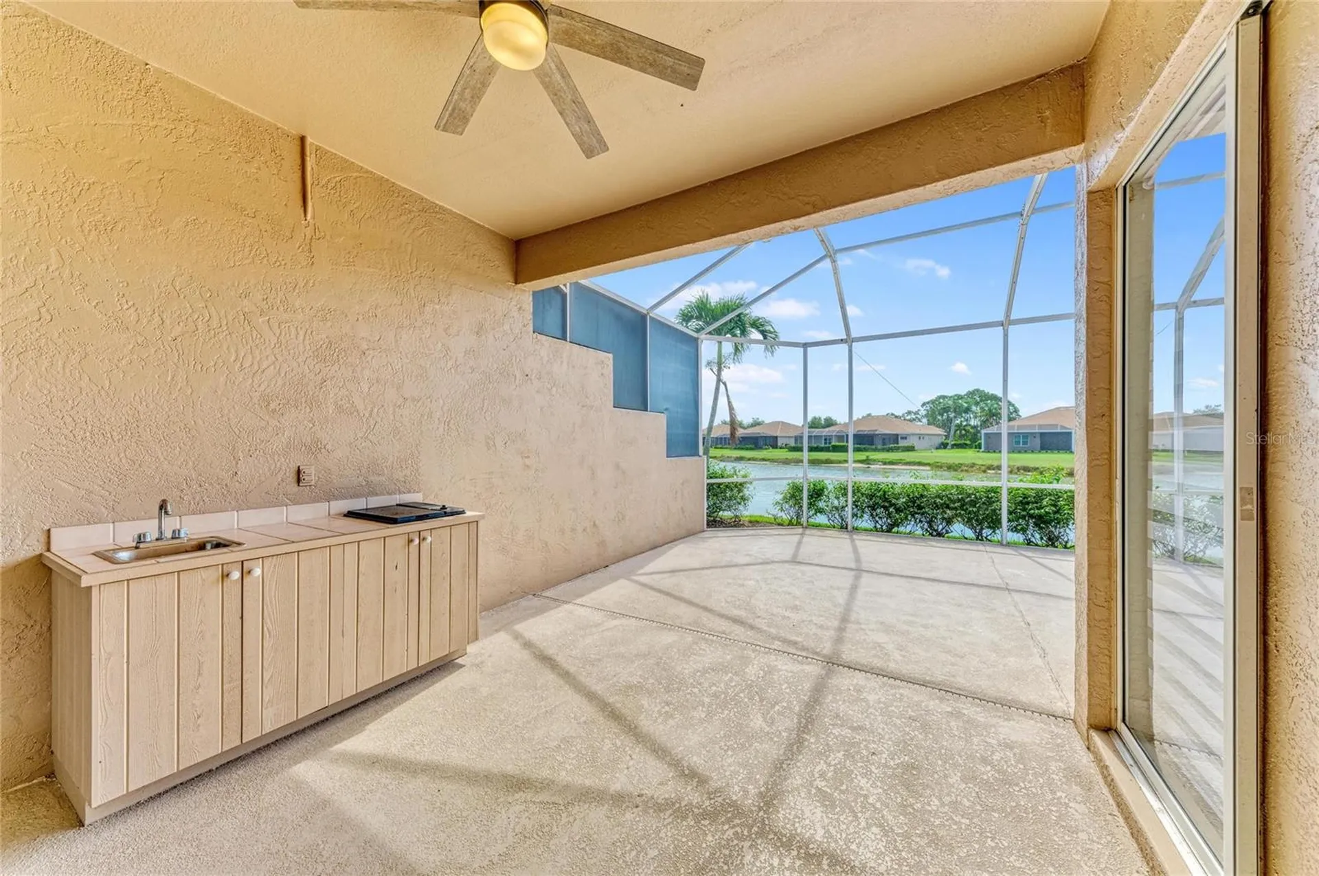 9532 Forest Hills Circle Sarasota FL 34238