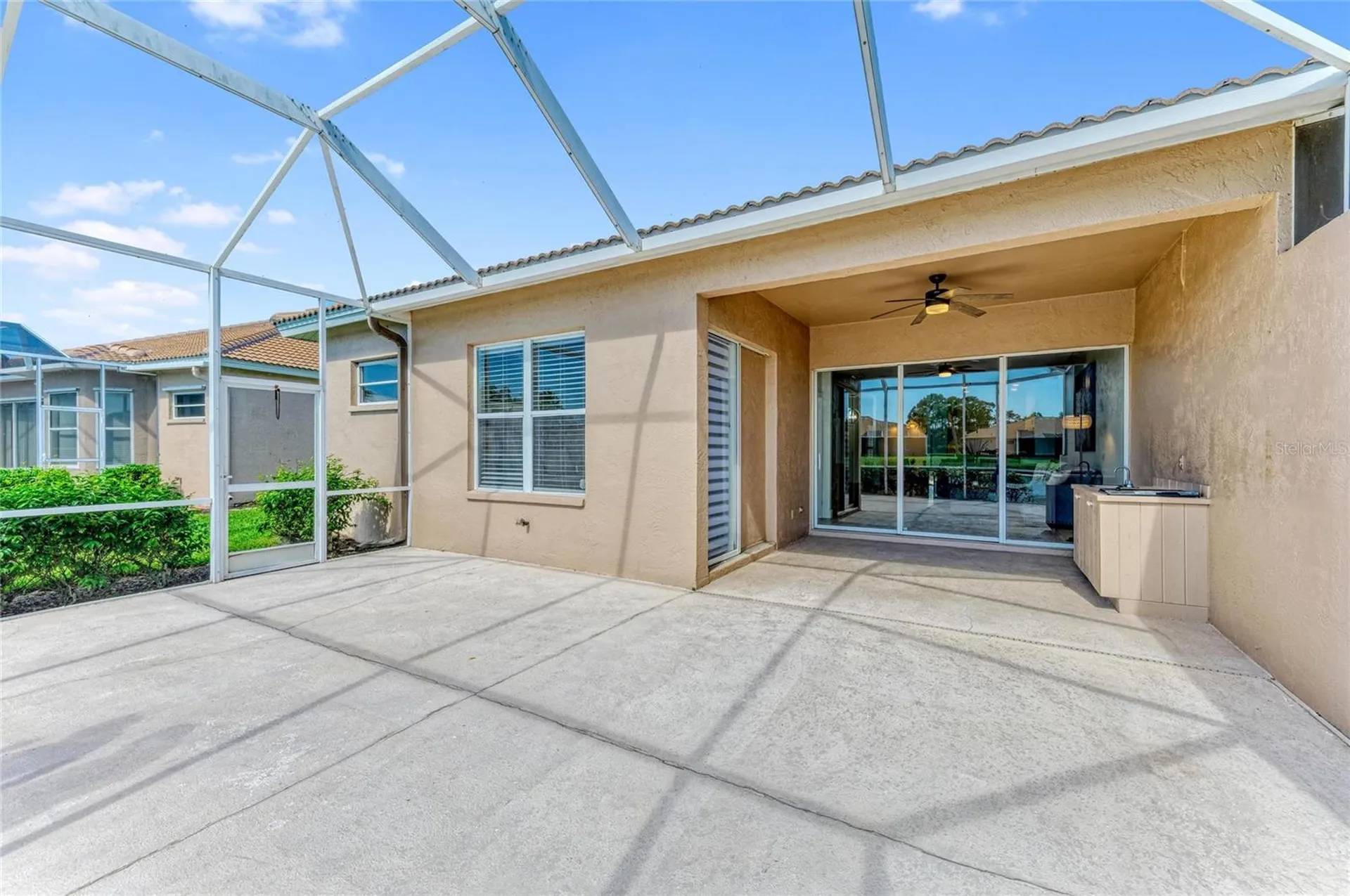 9532 Forest Hills Circle Sarasota FL 34238