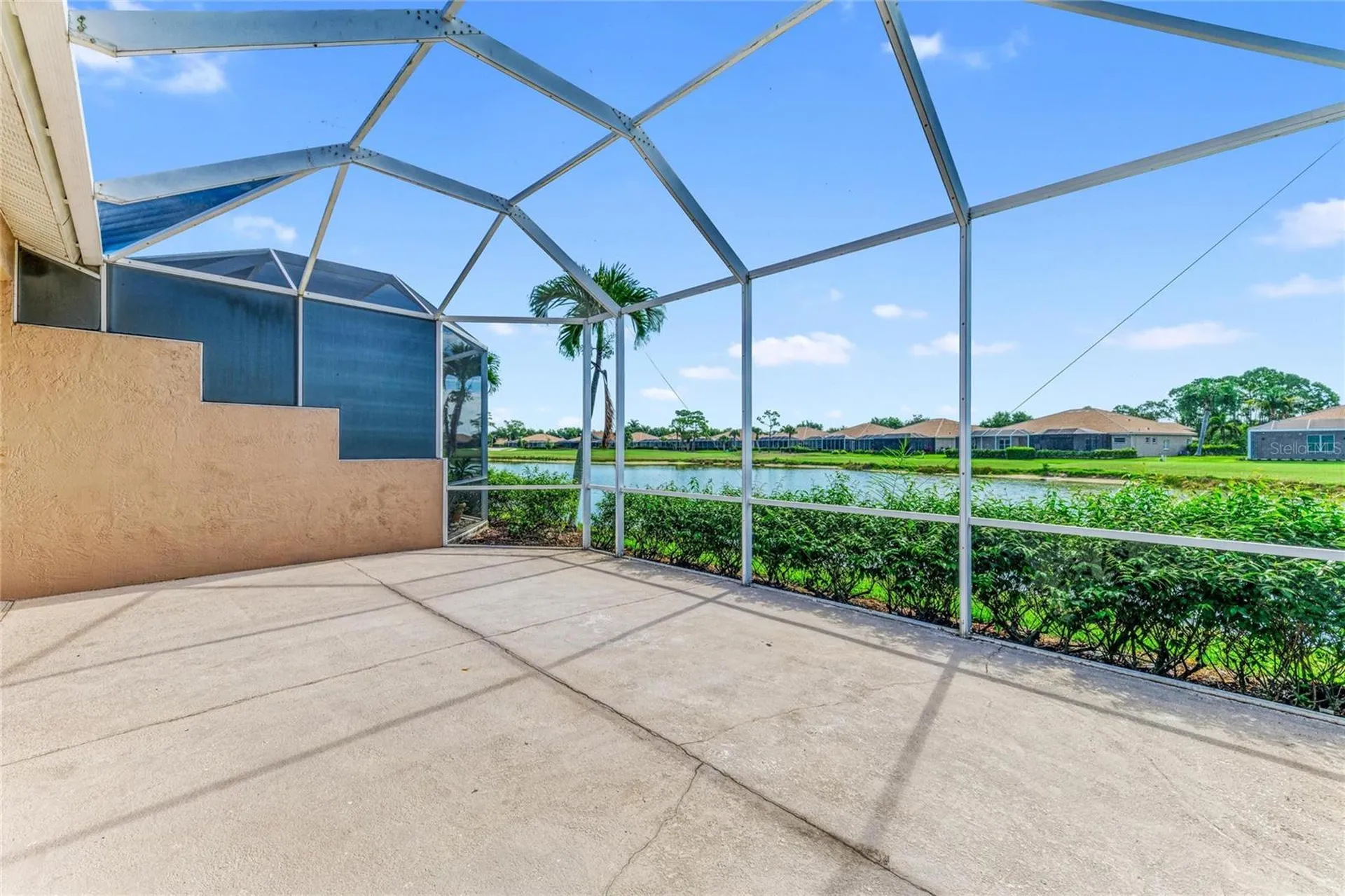 9532 Forest Hills Circle Sarasota FL 34238