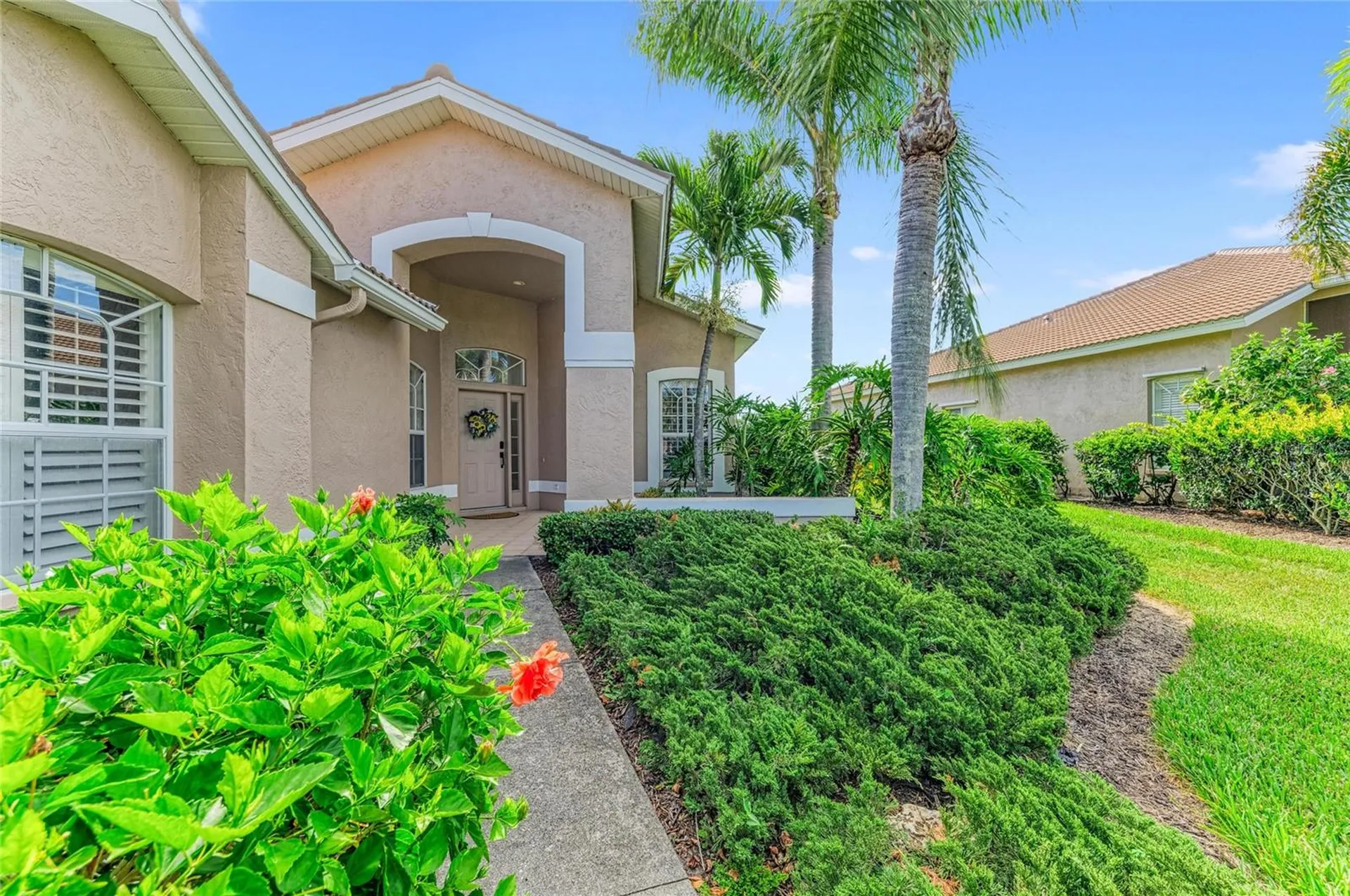 9532 Forest Hills Circle Sarasota FL 34238