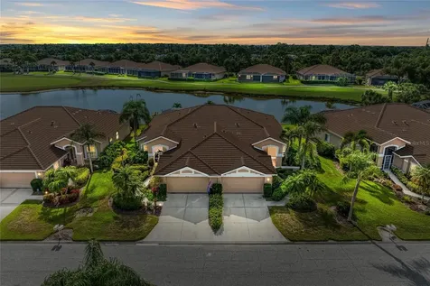 9532 Forest Hills Circle Sarasota FL 34238
