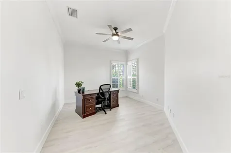 9532 Forest Hills Circle Sarasota FL 34238