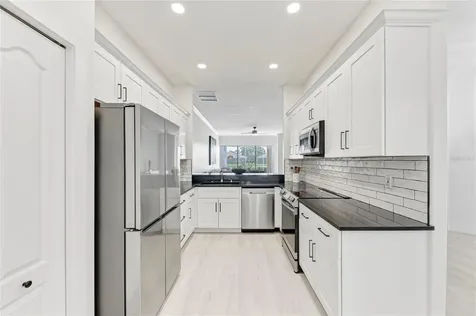 9532 Forest Hills Circle Sarasota FL 34238