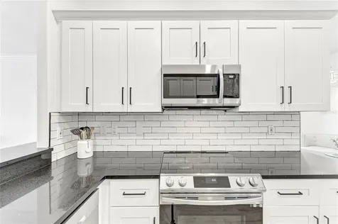 9532 Forest Hills Circle Sarasota FL 34238