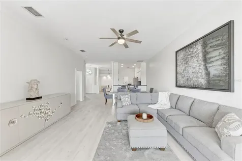 9532 Forest Hills Circle Sarasota FL 34238