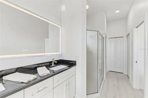 9532 Forest Hills Circle Sarasota FL 34238