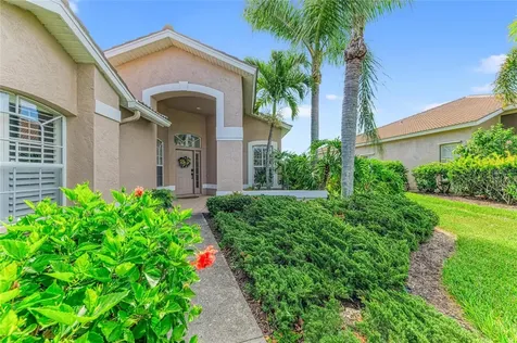 9532 Forest Hills Circle Sarasota FL 34238