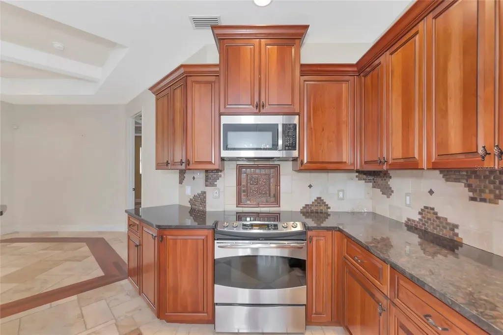 5624 Aaron Court Sarasota FL 34232