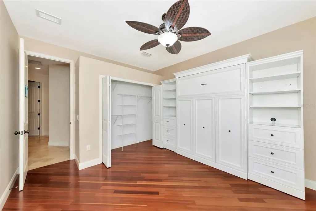 5624 Aaron Court Sarasota FL 34232