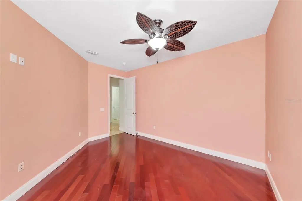 5624 Aaron Court Sarasota FL 34232