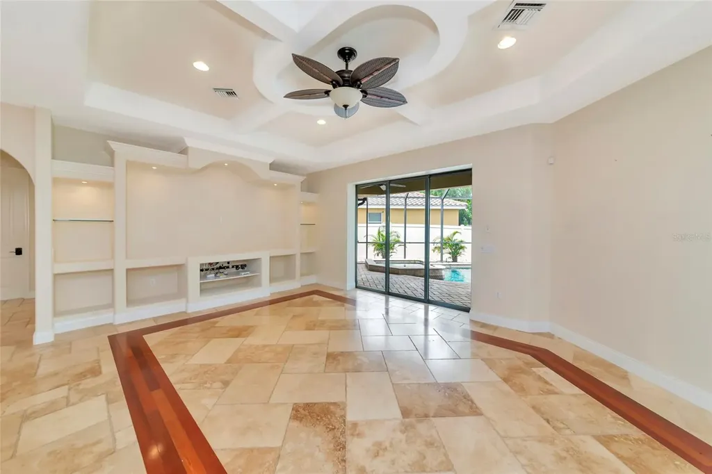 5624 Aaron Court Sarasota FL 34232