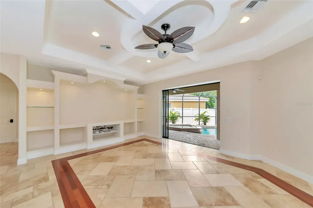 5624 Aaron Court Sarasota FL 34232