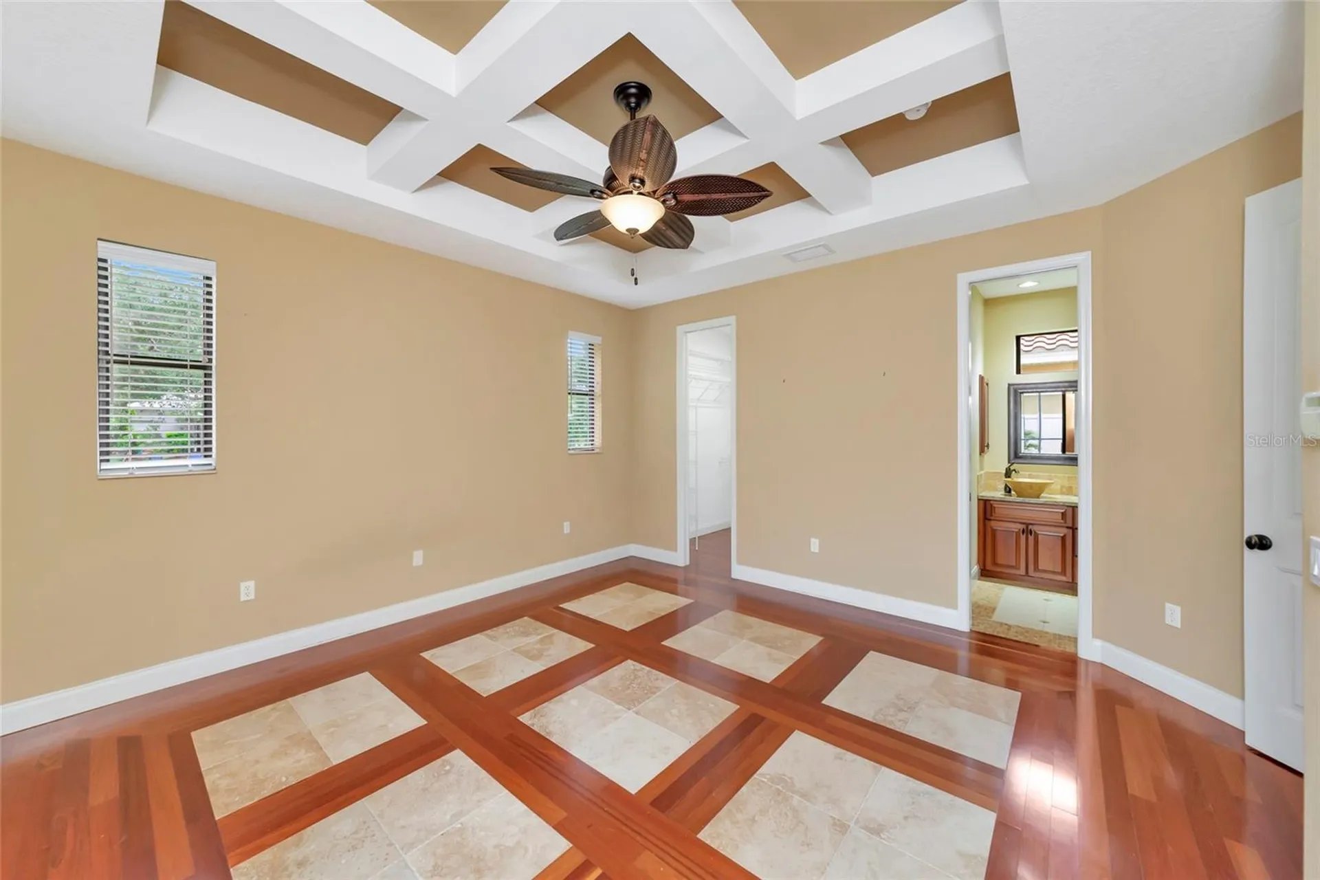 5624 Aaron Court Sarasota FL 34232