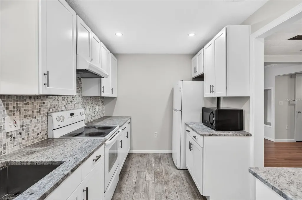 819 Canovia Avenue Orlando FL 32804