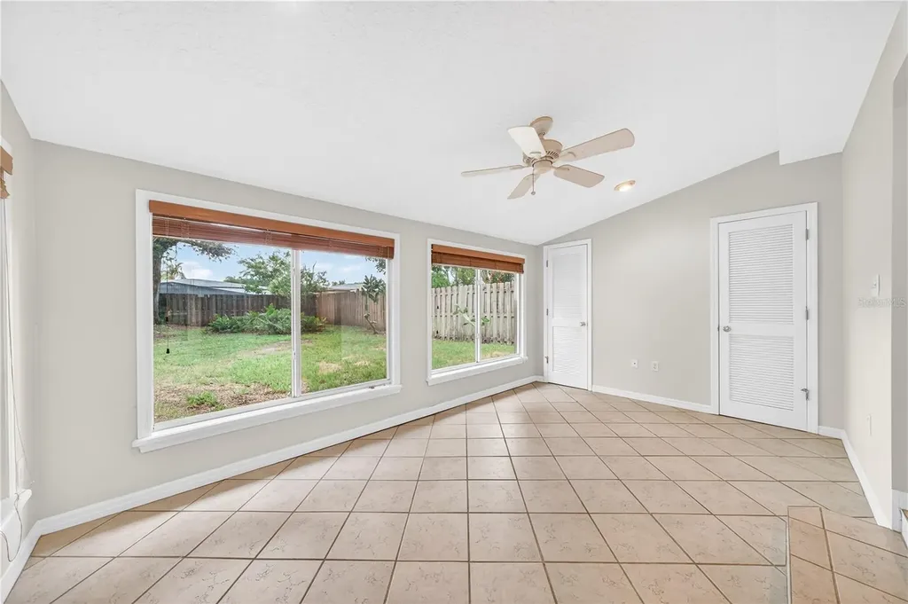819 Canovia Avenue Orlando FL 32804