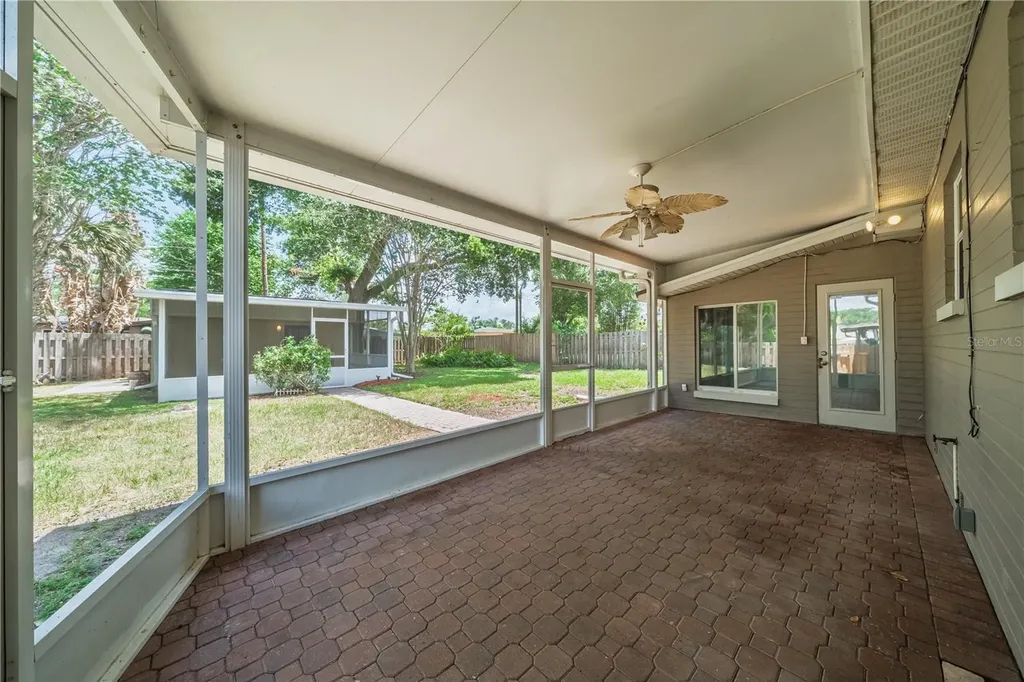 819 Canovia Avenue Orlando FL 32804
