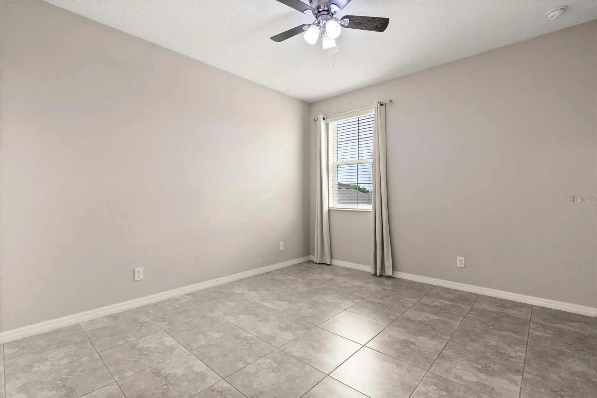 1046 Grand Hilltop Drive Apopka FL 32703
