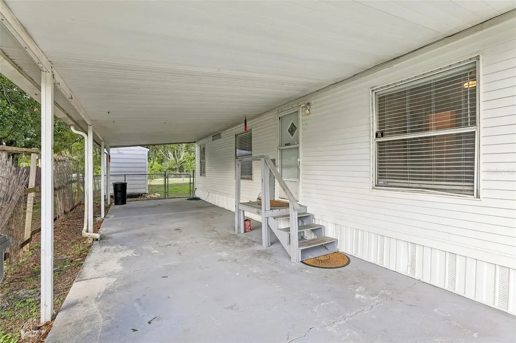 2638 Sea Oats Circle S Lakeland FL 33815