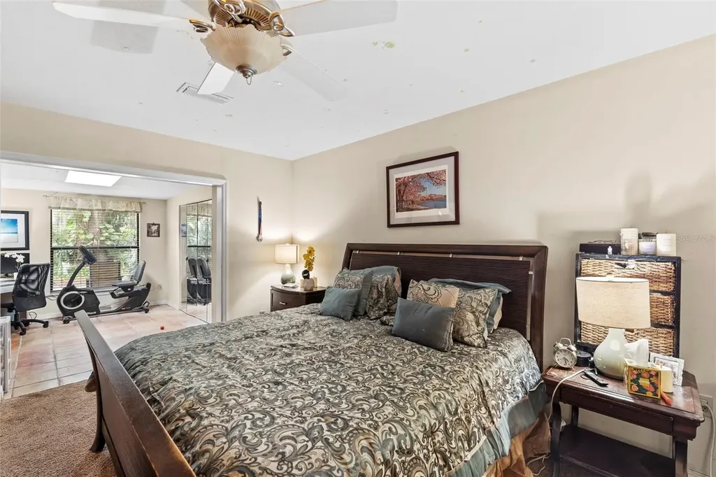 4405 W Melrose Avenue Tampa FL 33629